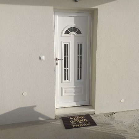 Apartment Zaklopatica Lastovo Екстер'єр фото