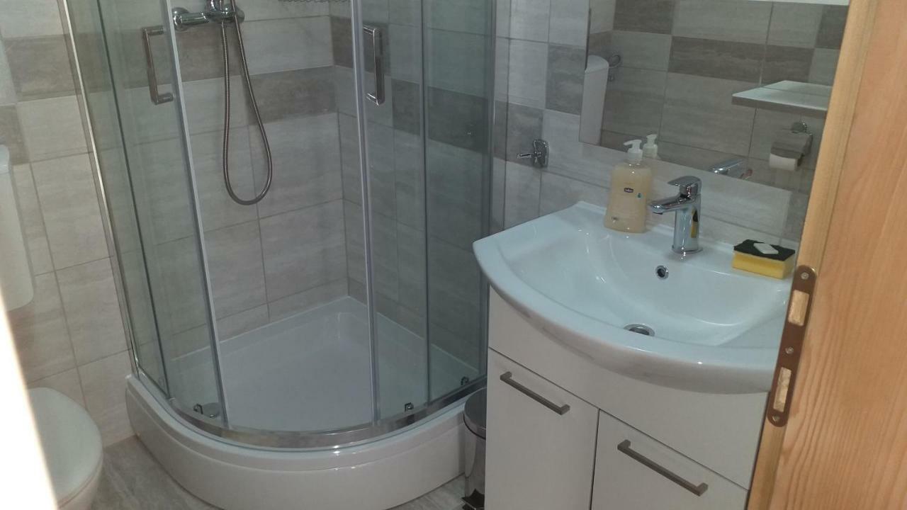 Apartment Zaklopatica Lastovo Екстер'єр фото