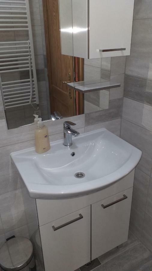 Apartment Zaklopatica Lastovo Екстер'єр фото